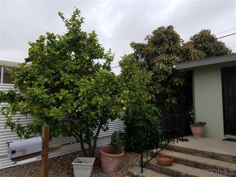18 Bahia Ln, Oceanside, CA 92058 photo 2
