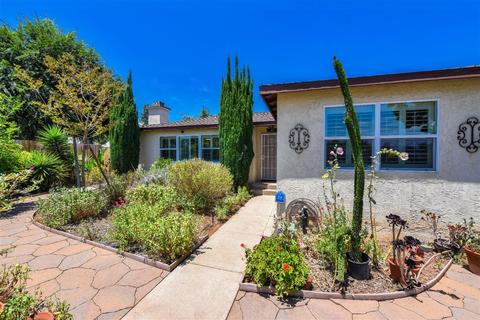 944 W 11th, Escondido, CA 92025 photo 2