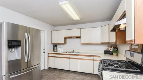 668 Hillsview Rd, El Cajon, CA 92020 photo 9