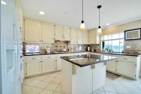 10394 Valley Waters Dr, Spring Valley, CA 91978 photo 7