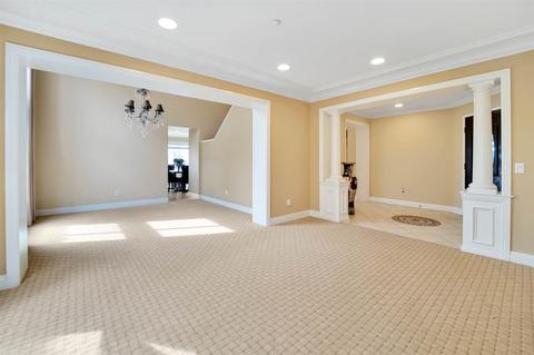 10394 Valley Waters Dr, Spring Valley, CA 91978 photo 9