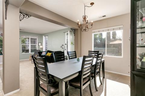 2308 Citron Pl, Escondido, CA 92027 photo 5