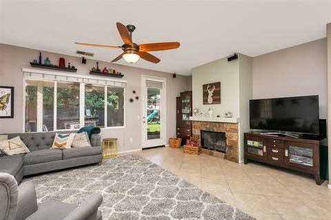 2308 Citron Pl, Escondido, CA 92027 photo 8