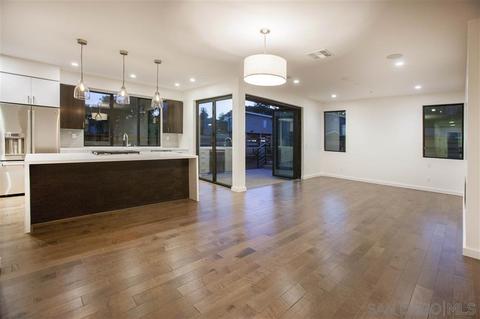 735 Valley Ave, Solana Beach, CA 92075 photo 4