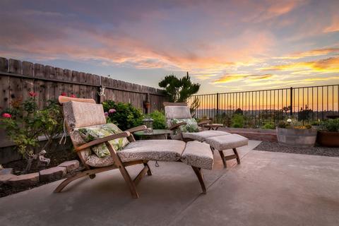 7750 Highgate Ln, La Mesa, CA 91942 photo 3