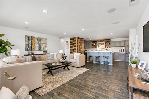 9355 Chimney Rock, El Cajon, CA 92021 photo 4