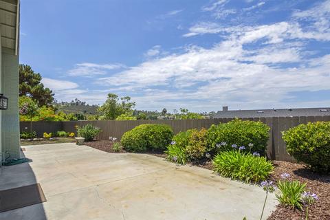 3517 Windsor Rd, Oceanside, CA 92056 photo 2