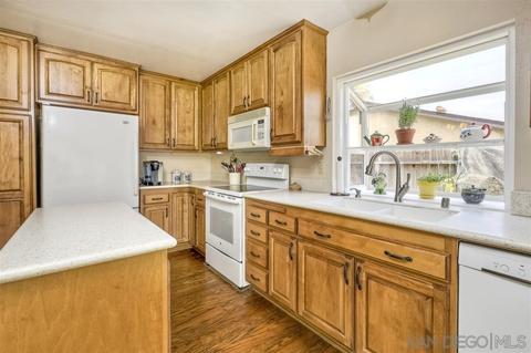 12923 Standish Dr, Poway, CA 92064 photo 10