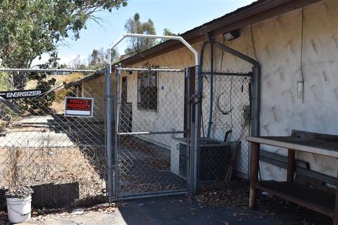 8671 Sky Rim Dr, Lakeside, CA 92040 photo 4