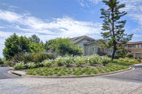 792 Lynwood Dr, Encinitas, CA 92024 photo 3