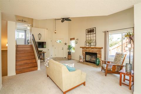 10501 Flora Azalea Ct, Santee, CA 92071 photo 5