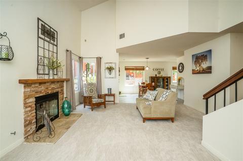 10501 Flora Azalea Ct, Santee, CA 92071 photo 2