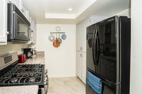 10501 Flora Azalea Ct, Santee, CA 92071 photo 9