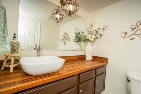 10501 Flora Azalea Ct, Santee, CA 92071 photo 17