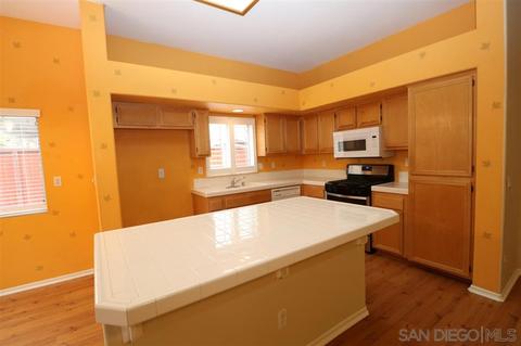 3932 Alipaz Ct, Oceanside, CA 92058 photo 9