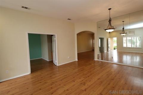 3932 Alipaz Ct, Oceanside, CA 92058 photo 6