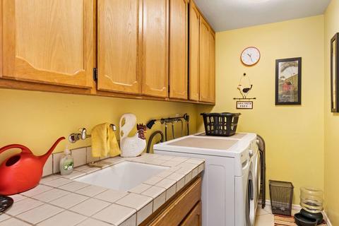 1421 Buckskin Dr, Escondido, CA 92029 photo 13