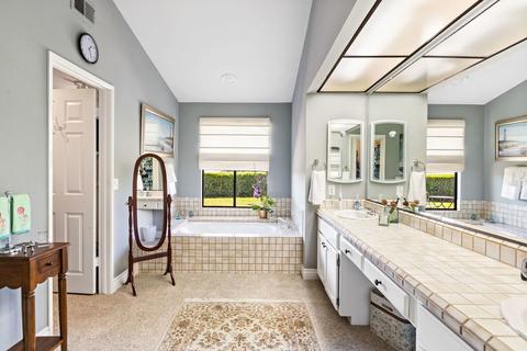 1421 Buckskin Dr, Escondido, CA 92029 photo 16