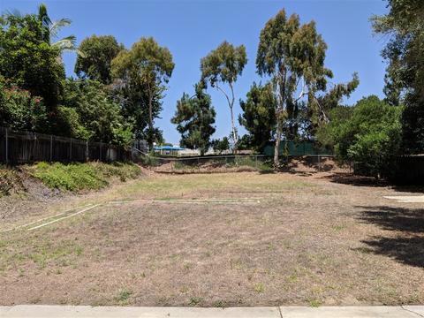 3022 Segovia Way, Carlsbad, CA 92009 photo 2