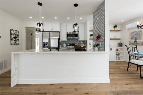 903 Olive Ave, Coronado, CA 92118 photo 3