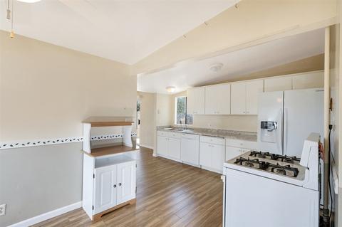 1324 Loretta, Oceanside, CA 92058 photo 9