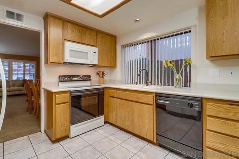 12765 Treeridge Ter, Poway, CA 92064 photo 9