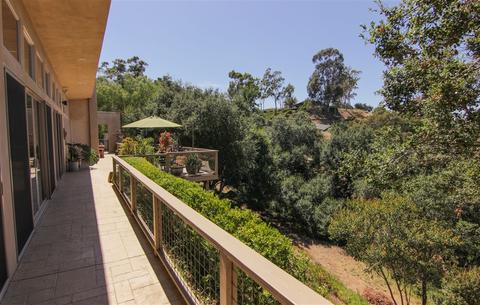 1562 Wilt Rd, Fallbrook, CA 92028 photo 4
