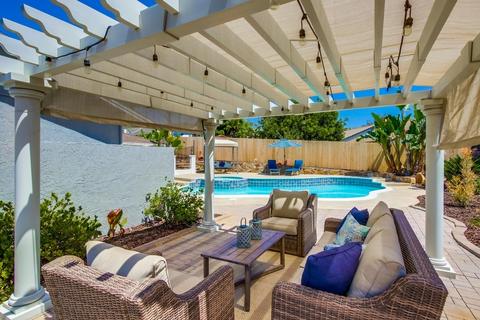 830 Bennett Ave, Escondido, CA 92026 photo 2