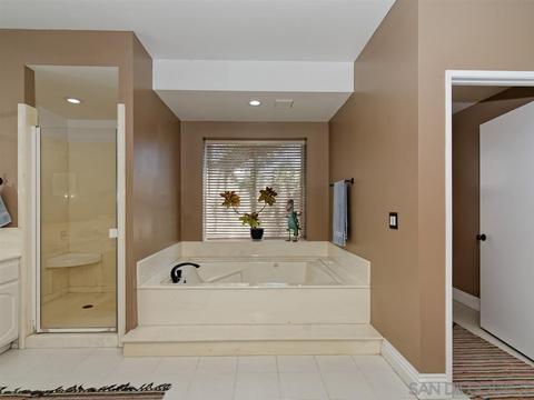 2330 Snead Dr, Oceanside, CA 92056 photo 11