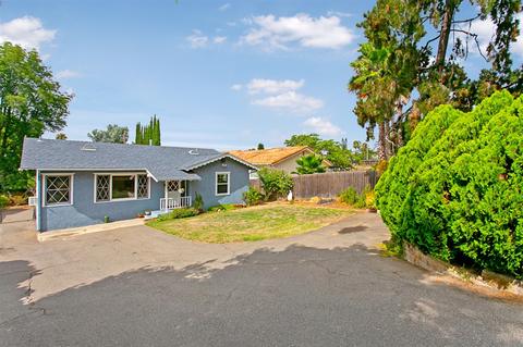 355 Beaumont Dr, Vista, CA 92084 photo 25