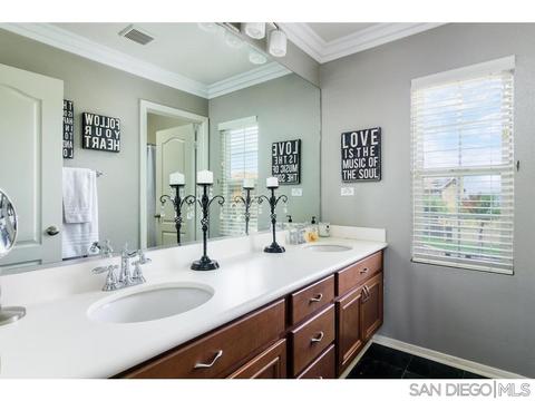 7515 Chicago Dr, La Mesa, CA 91941 photo 17