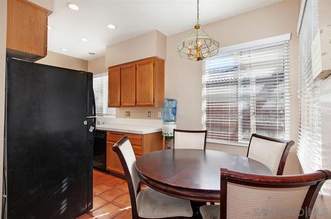 39549 Tischa Dr, Temecula, CA 92591 photo 9