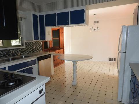 1687 N 2nd St, El Cajon, CA 92021 photo 10
