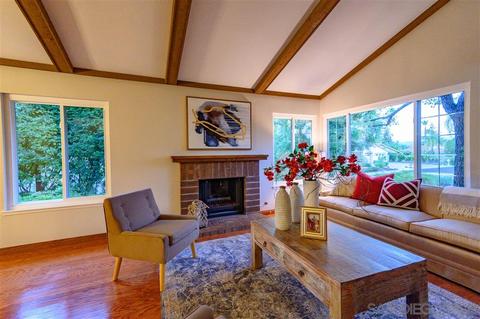 3409 Lomas Serenas Dr, Escondido, CA 92029 photo 4
