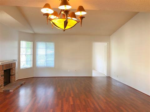 2471 Turnbridge Gln, Escondido, CA 92027 photo 5