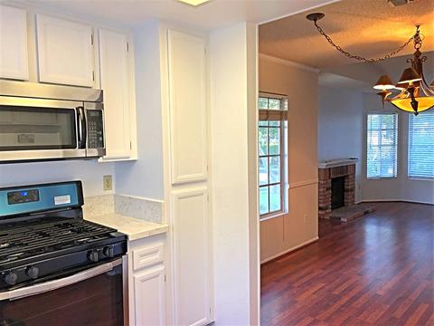2471 Turnbridge Gln, Escondido, CA 92027 photo 8