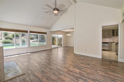 2803 Cazadero Dr, Carlsbad, CA 92009 photo 6