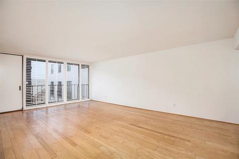 1250 Cave St #4, La Jolla, CA 92037 photo 2