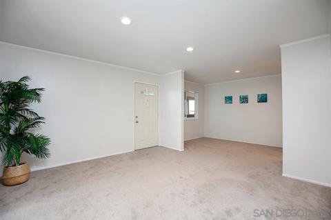 8692 Via Mallorca #D, La Jolla, CA 92037 photo 5