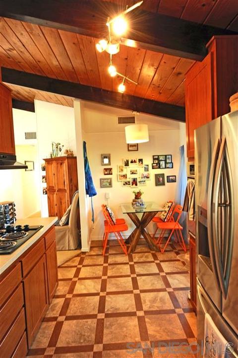 9245 Madison Ave, La Mesa, CA 91941 photo 10