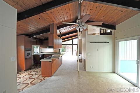9245 Madison Ave, La Mesa, CA 91941 photo 8