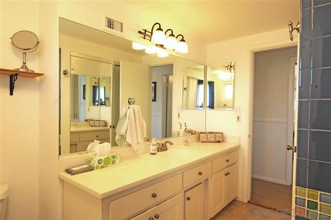 9245 Madison Ave, La Mesa, CA 91941 photo 11
