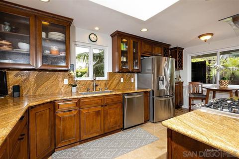 255 May Ct, Cardiff, CA 92007 photo 10