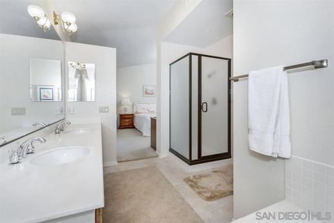 2572 Magellan Ln, Vista, CA 92081 photo 17