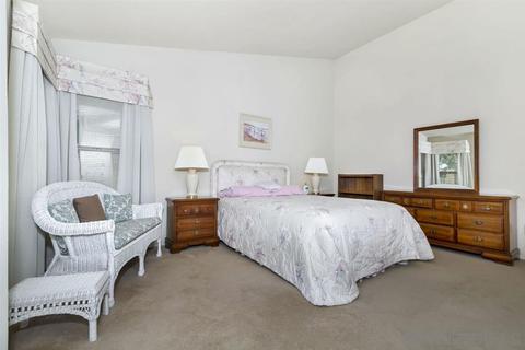 2572 Magellan Ln, Vista, CA 92081 photo 14