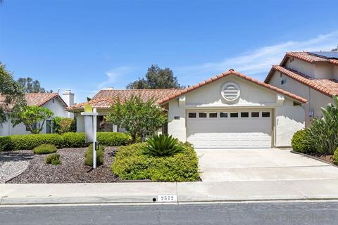 2572 Magellan Ln, Vista, CA 92081 photo 2
