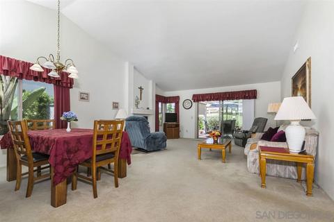 2572 Magellan Ln, Vista, CA 92081 photo 7