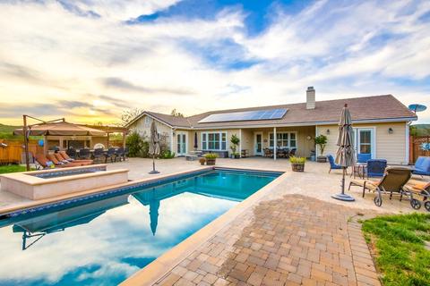 1082 Heritage Ranch Rd, Ramona, CA 92065 photo 2