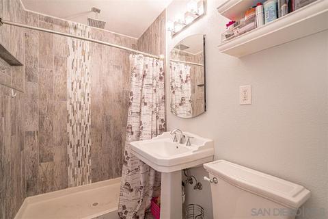 8916 Jana Ct, Spring Valley, CA 91977 photo 12