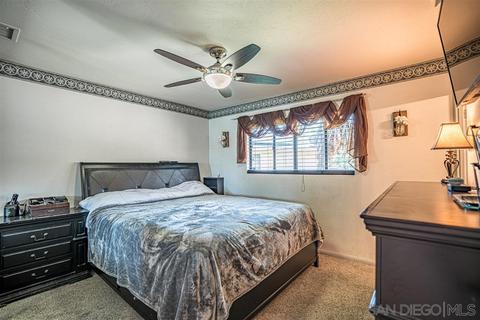 8916 Jana Ct, Spring Valley, CA 91977 photo 11